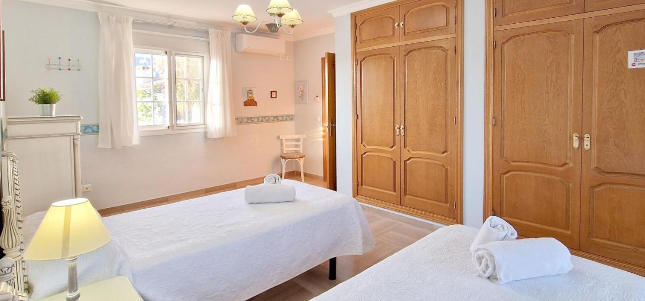 Golden Villa Costa Del Sol - Big Private Pool - Bbq - Good Location Fuengirola Exterior photo