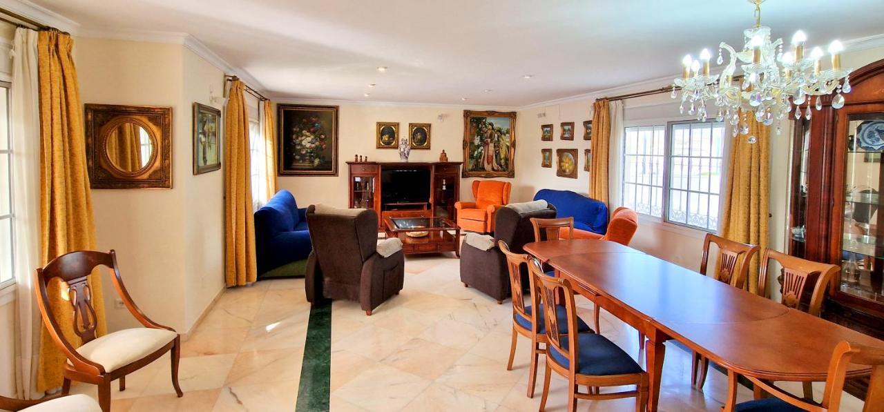 Golden Villa Costa Del Sol - Big Private Pool - Bbq - Good Location Fuengirola Exterior photo