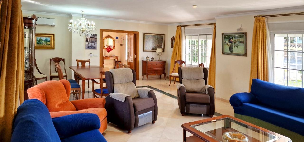Golden Villa Costa Del Sol - Big Private Pool - Bbq - Good Location Fuengirola Exterior photo